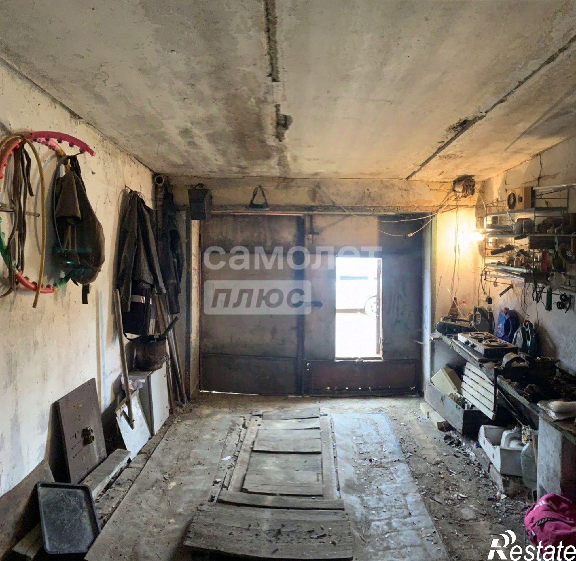 Купить гараж, место в паркинге за 270 011 рублей на проспект 50 лет Октября, 3Б