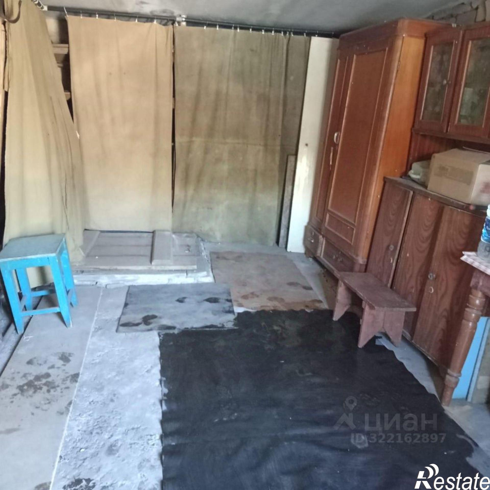 Купить гараж, место в паркинге за 300 000 рублей на улица Жуковского, 10Г