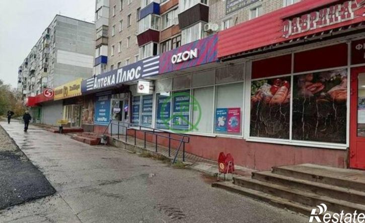 3-комн квартира проспект Космонавтов, 1,  д. 1