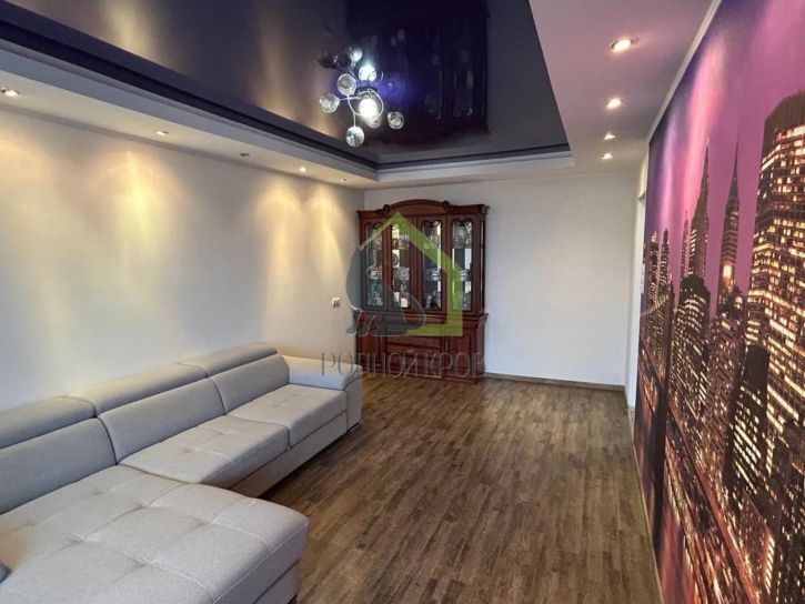 2-комн квартира Звездная улица