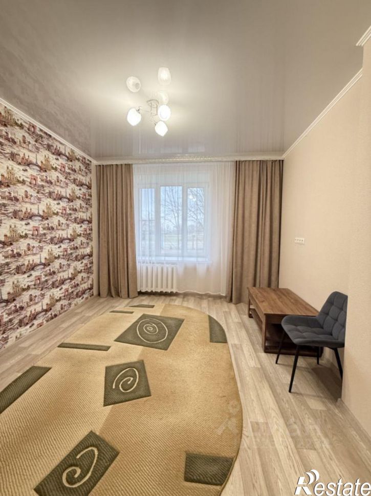 3-комн квартира улица Шмидта, 2,  д. 2