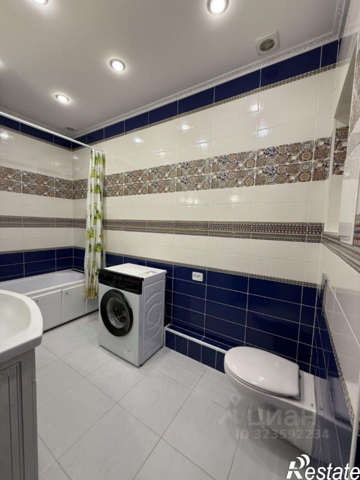 3-комн квартира улица Шмидта, 2,  д. 2