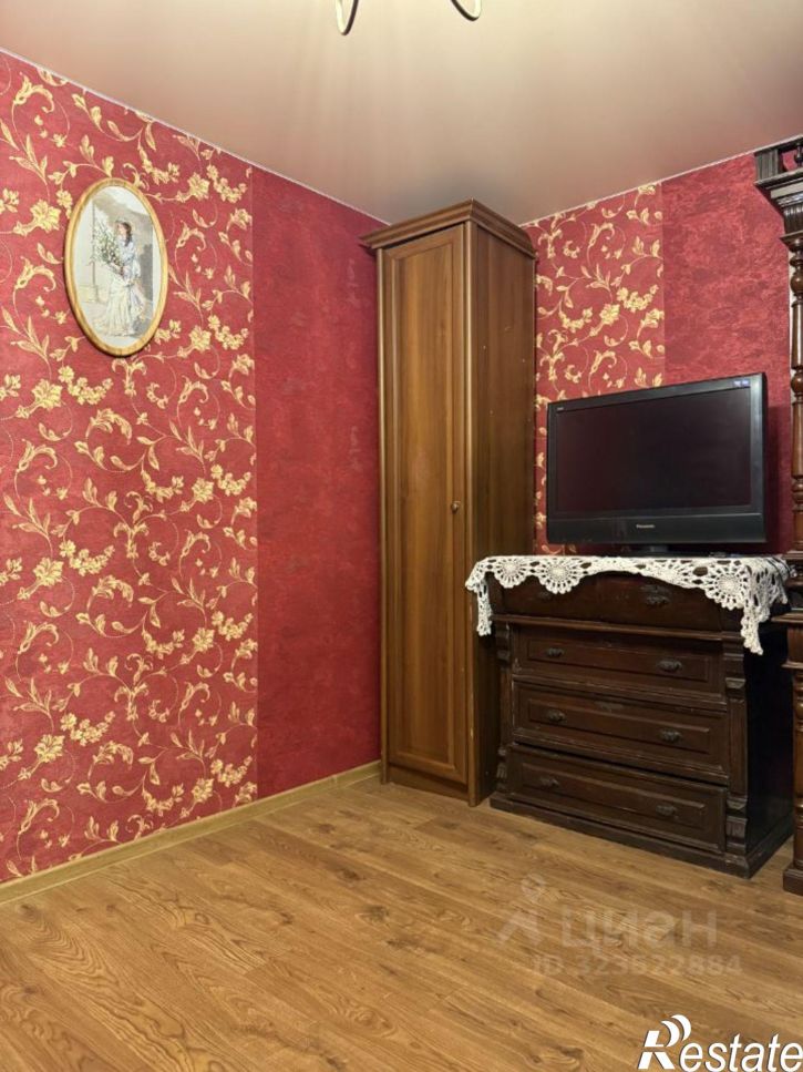 2-комн квартира Ульяновская улица, 129,  д. 129