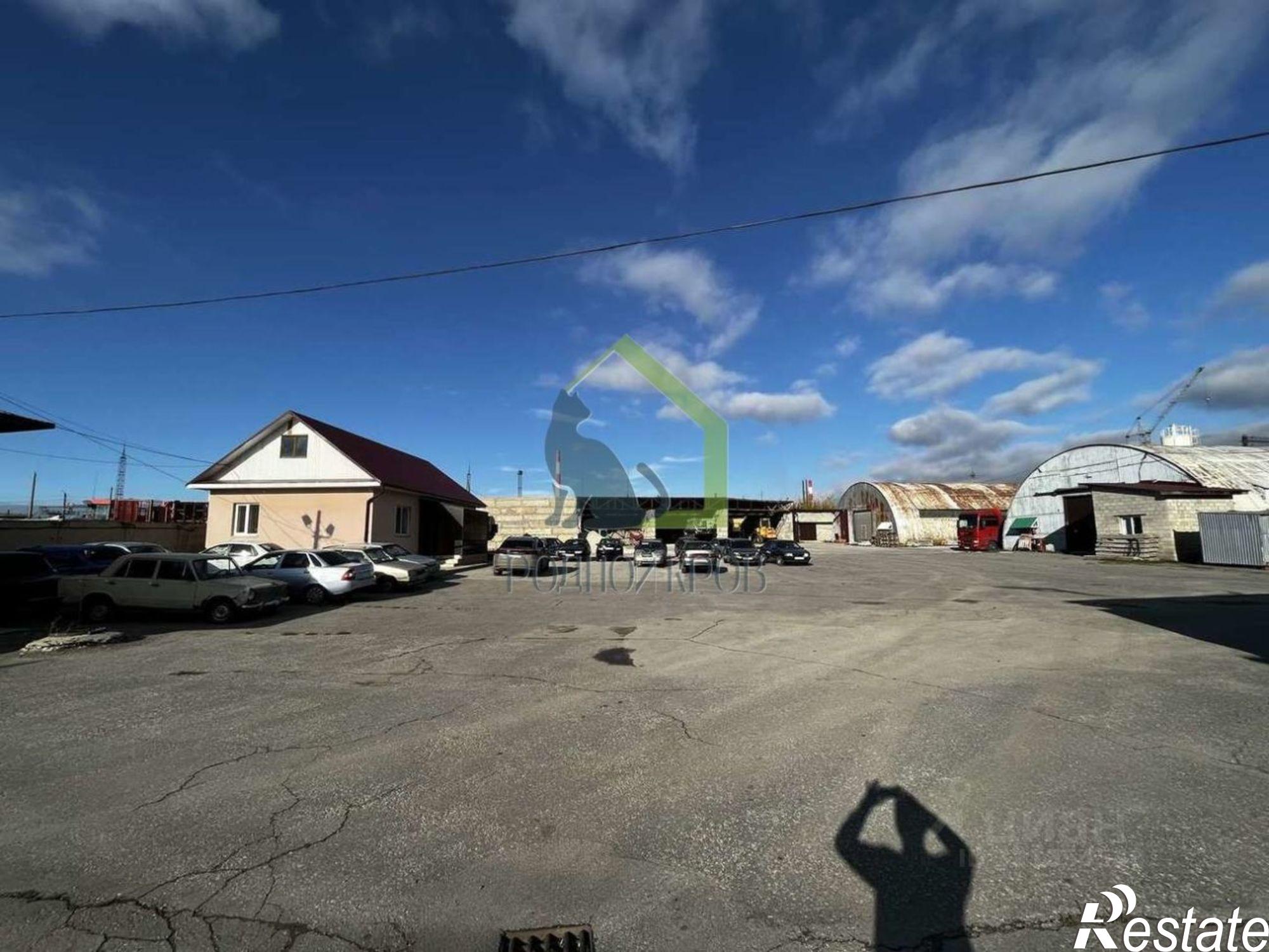 Купить помещение свободного назначения за 35 285 200 рублей на Промышленная улица