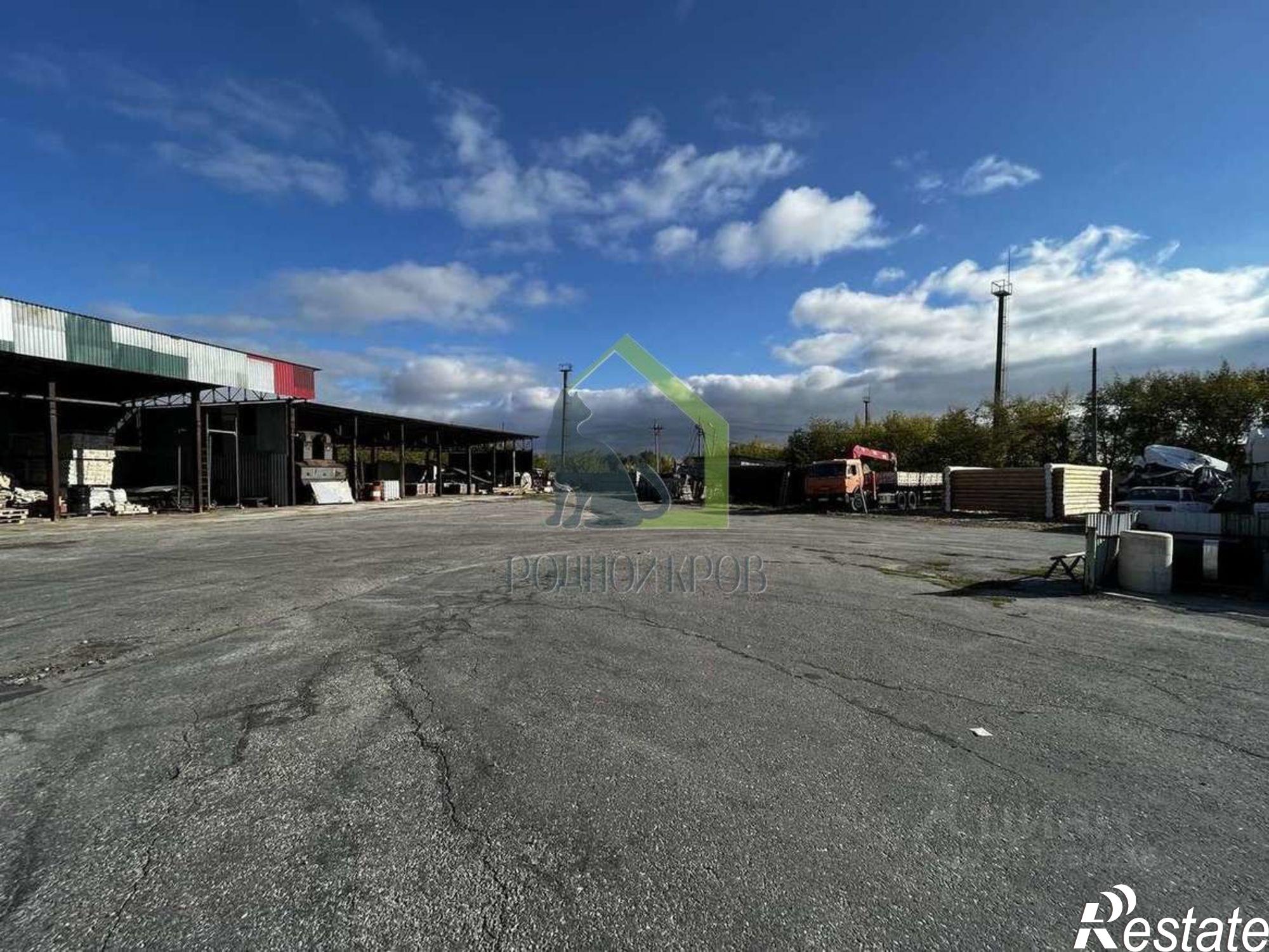 Купить помещение свободного назначения за 35 285 200 рублей на Промышленная улица