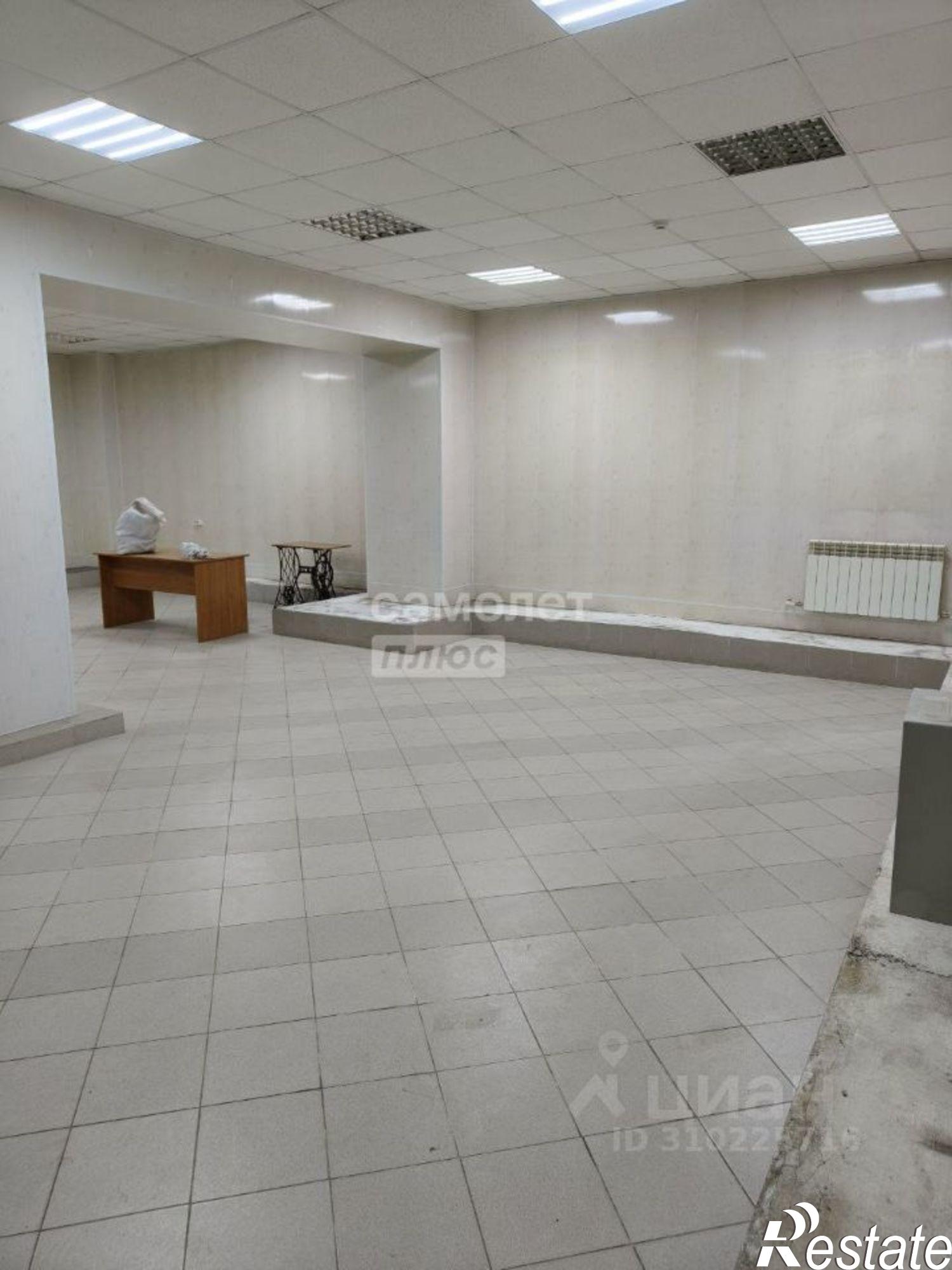 Купить помещение свободного назначения за 13 972 300 рублей на улица Урицкого, 66