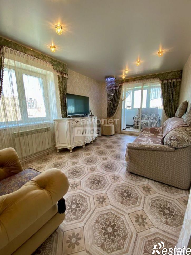 2-комн квартира улица Есенина, 13,  д. 13