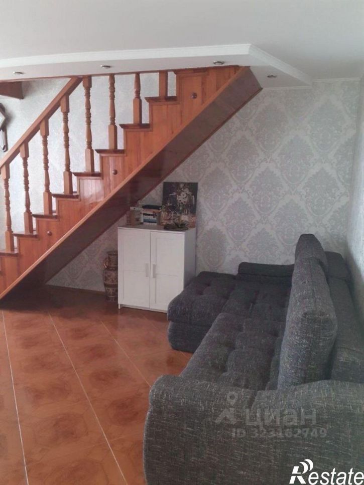 3-комн квартира улица Жуковского, 49,  д. 49