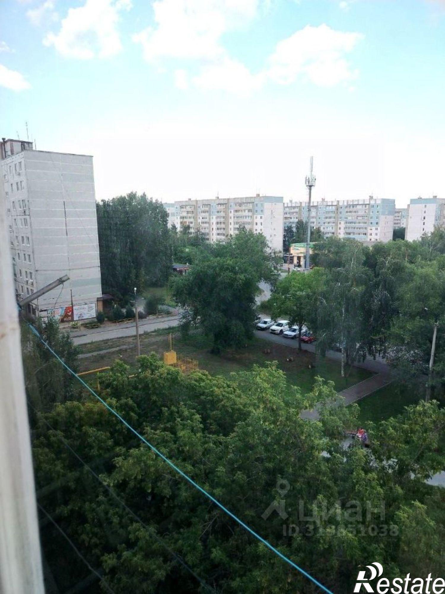 Купить квартиру за 3 770 000 рублей на проспект 50 лет Октября, 70