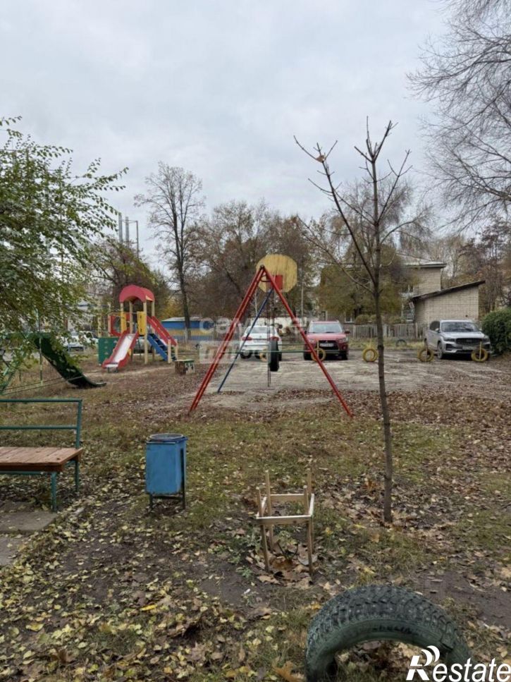 2-комн квартира Школьная улица, 4,  д. 4