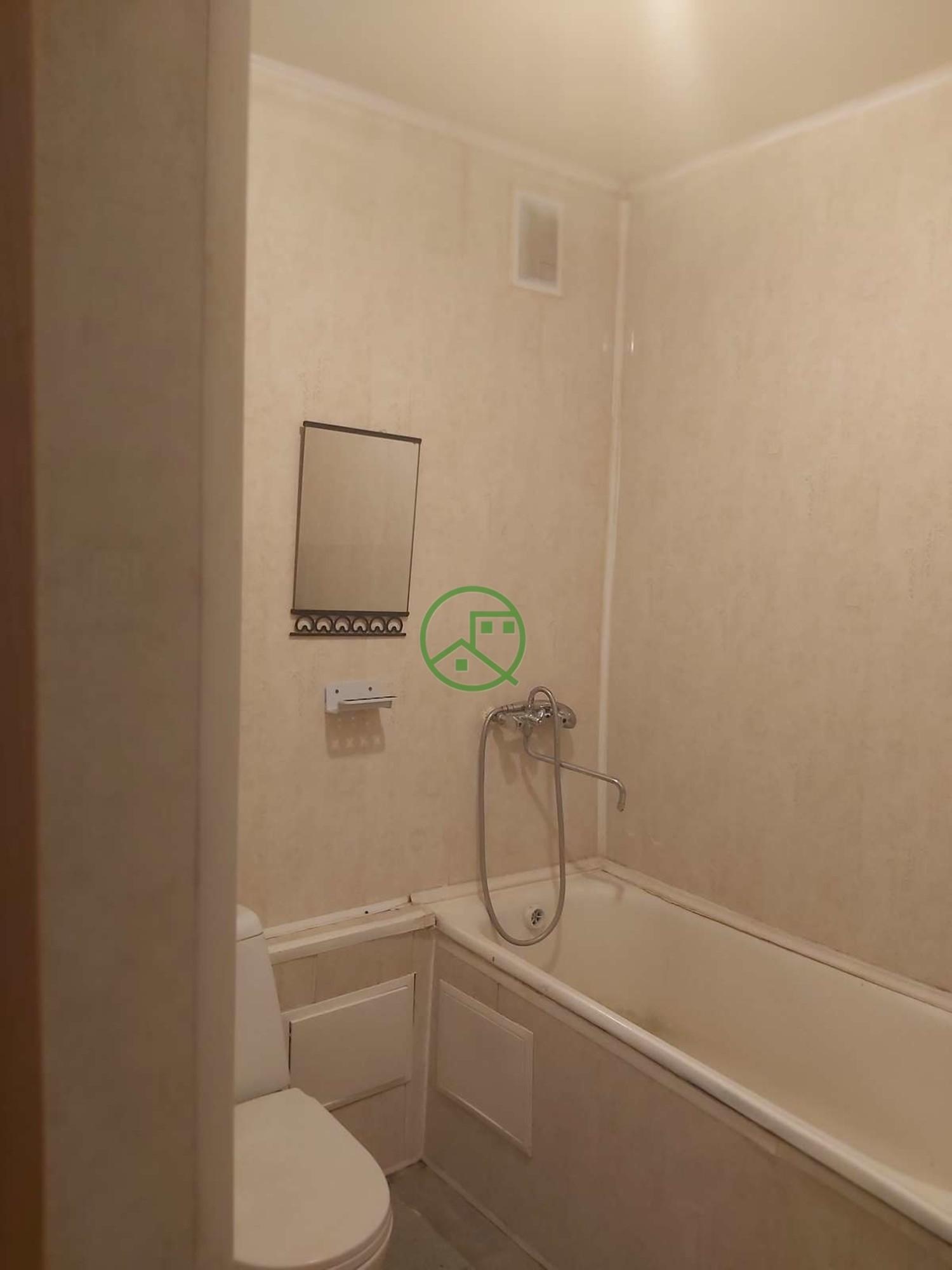 Купить студию за 2 100 000 рублей на Лазо улица, 37