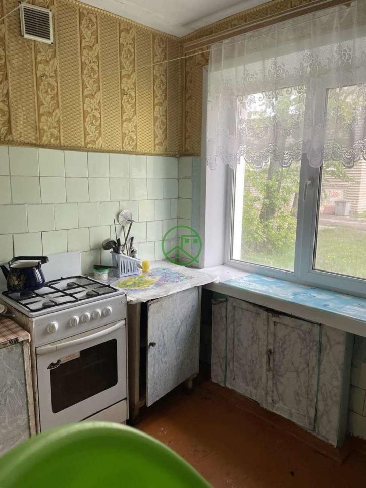 2-комн квартира Лазо улица, 16