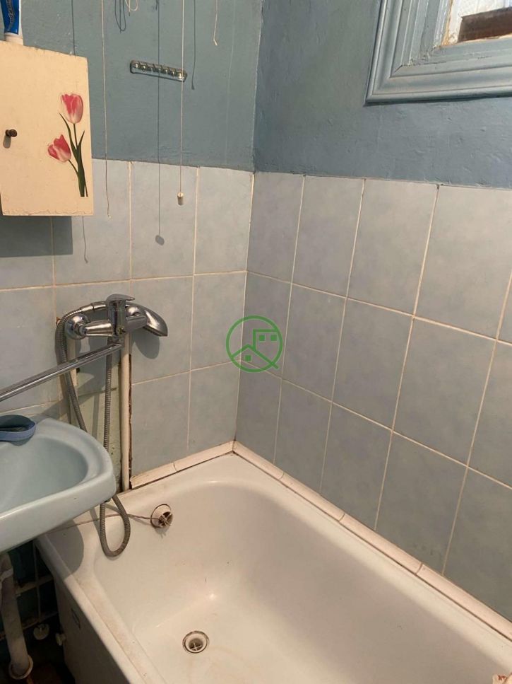 2-комн квартира Лазо улица, 16