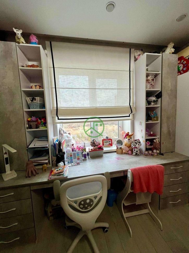 3-комн квартира Звездная улица, 76