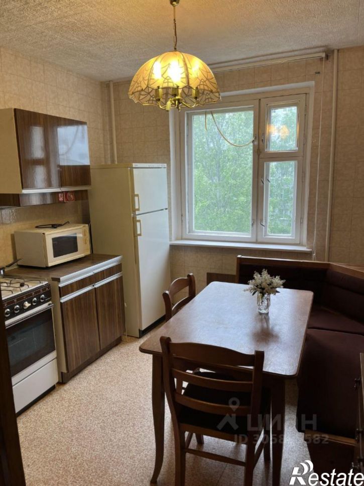 2-комн квартира Звёздная улица, 18,  д. 18