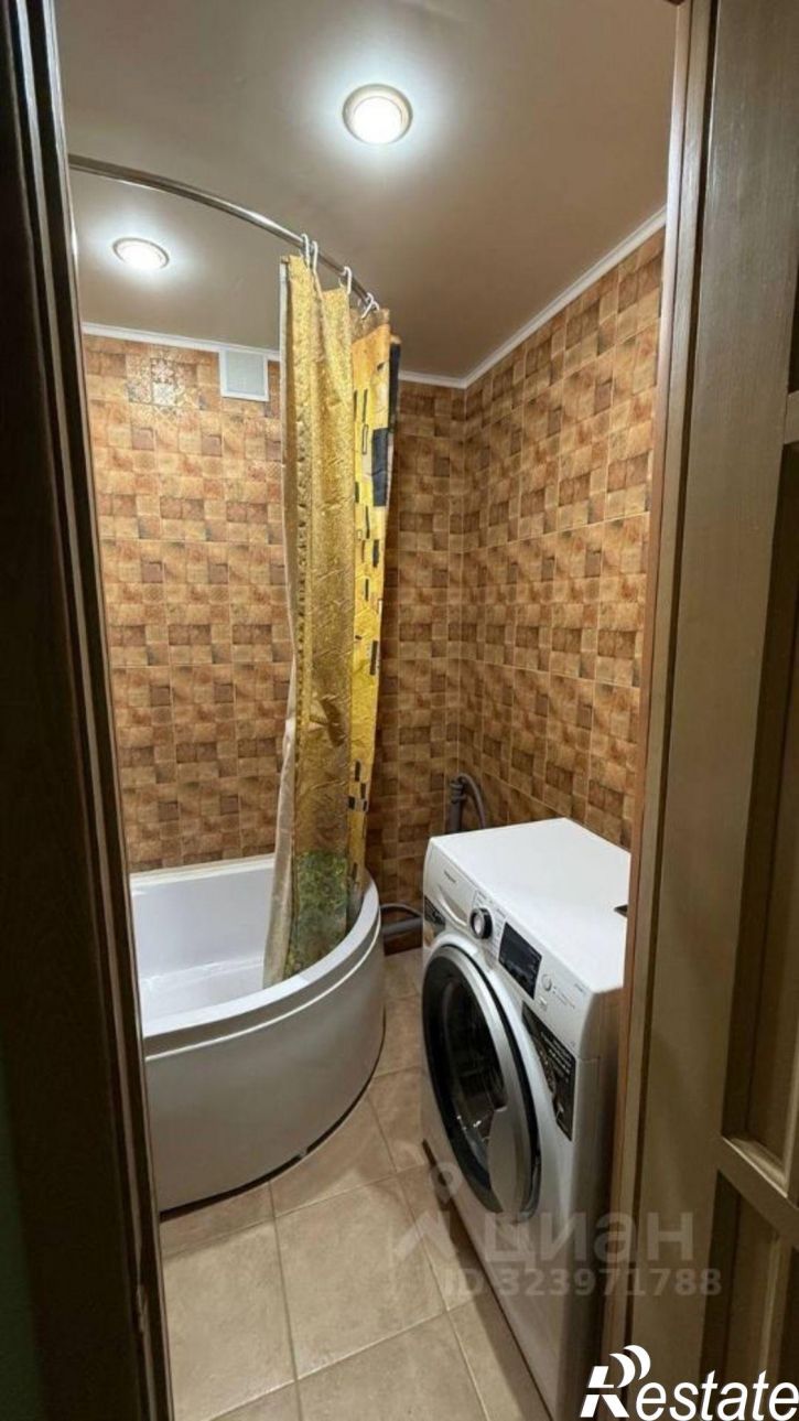 3-комн квартира проспект 50 лет Октября, 74,  д. 74