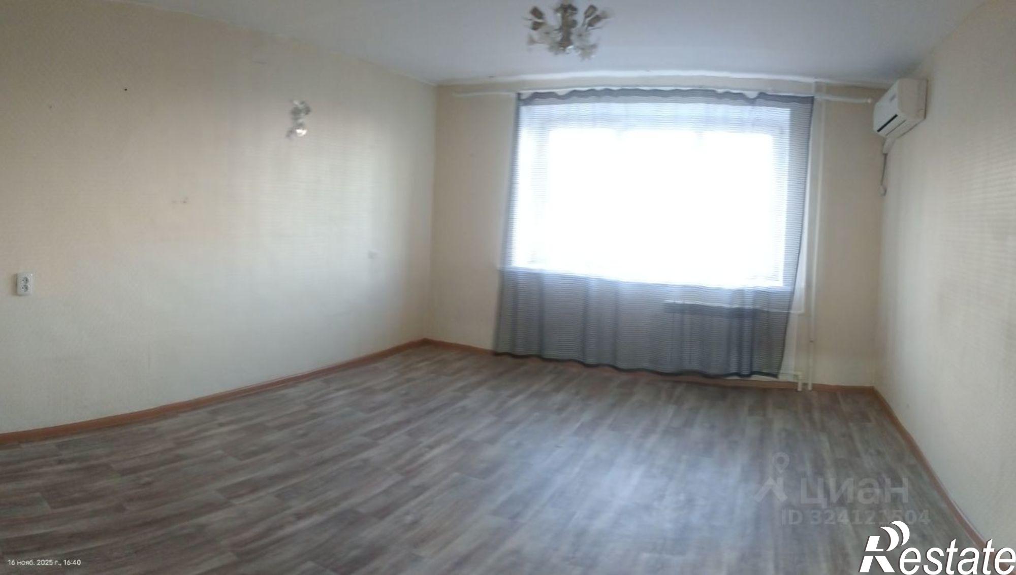 Купить квартиру за 2 780 000 рублей на улица Комарова, 14