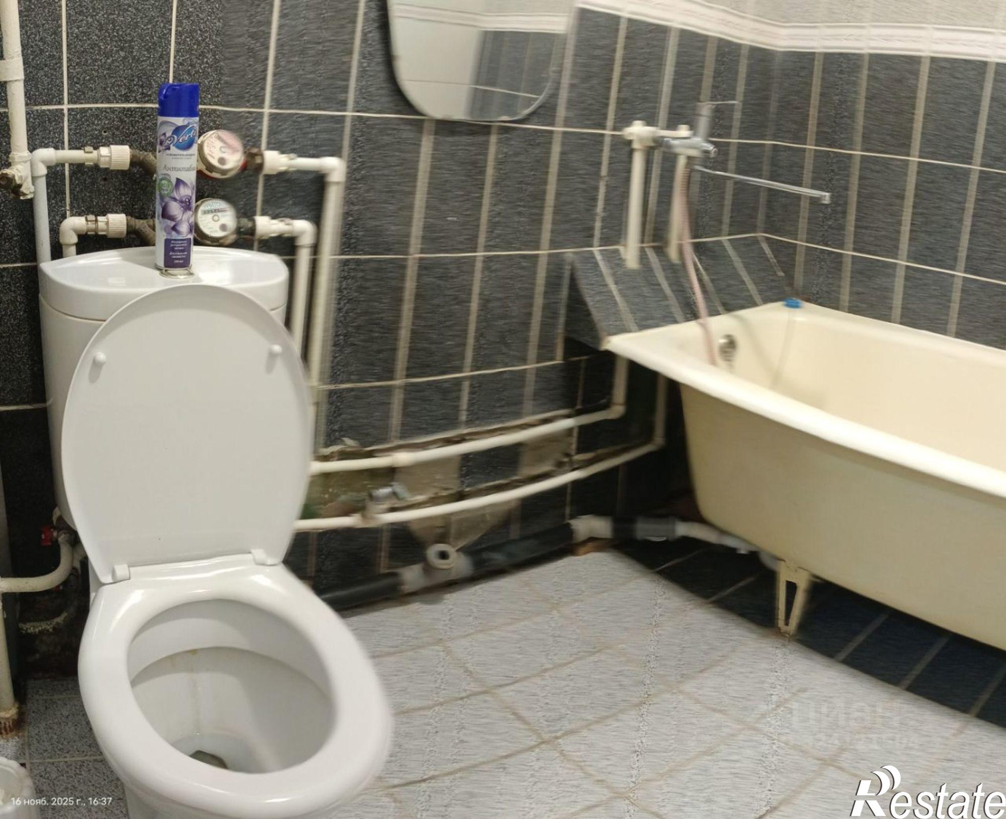 Купить квартиру за 2 780 000 рублей на улица Комарова, 14