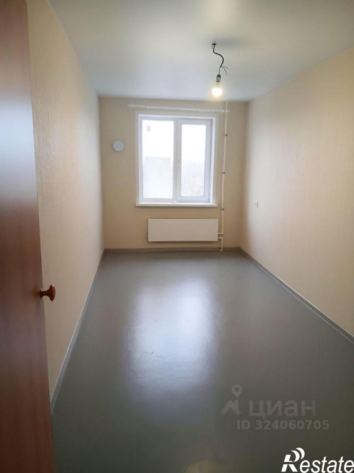 2-комн квартира Керамическая улица, 32,  д. 32