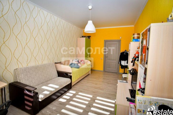 3-комн квартира улица 20-я линия, 4,  д. 4