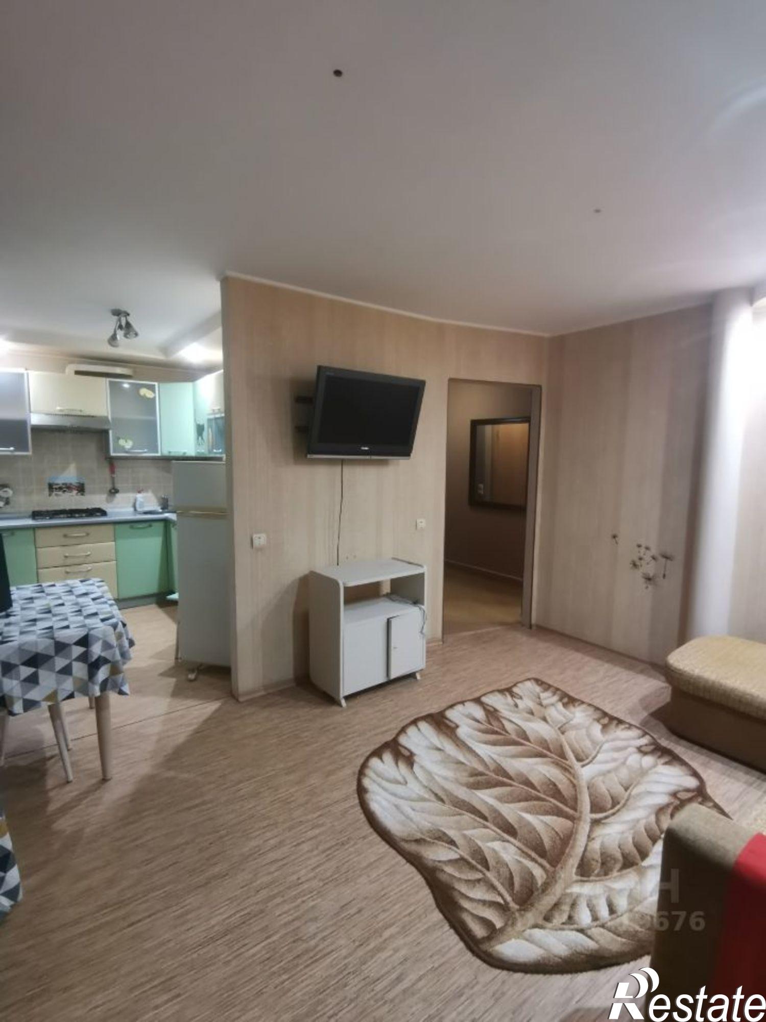 Сдать квартиру за 25 000 рублей на проспект Гагарина, 10