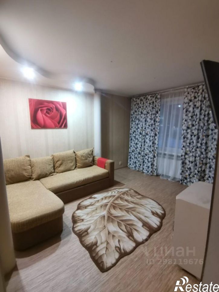 2-комн квартира проспект Гагарина, 10,  д. 10