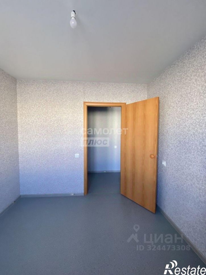 2-комн квартира Керамическая улица, 32,  д. 32