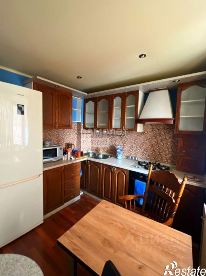 3-комн квартира улица Дзержинского, 33,  д. 33