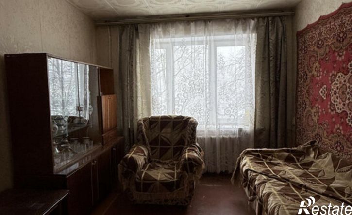 4-комн квартира улица Карпинского, 38,  д. 38