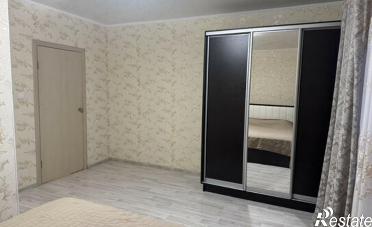 2-комн квартира улица Дзержинского, 13,  д. 13