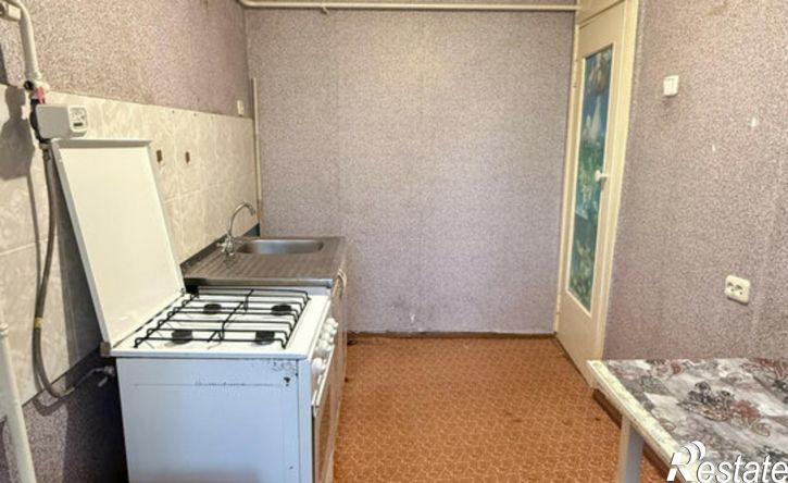 1-комн квартира улица Комарова, 14,  д. 14