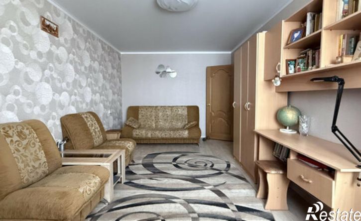 3-комн квартира улица Есенина, 13,  д. 13