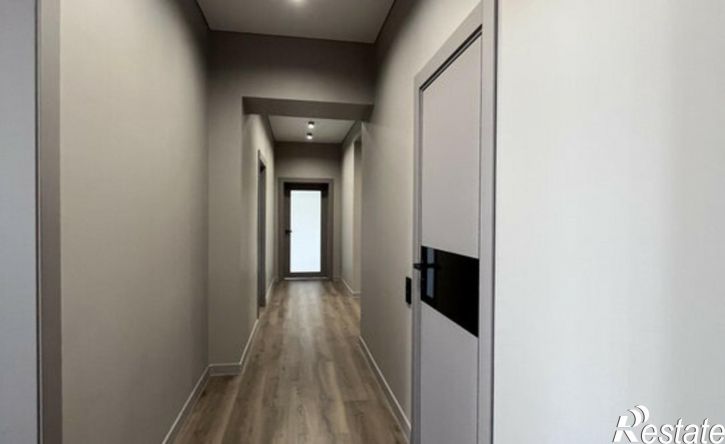 4-комн квартира пр-кт Космонавтов, 9,  д. 9