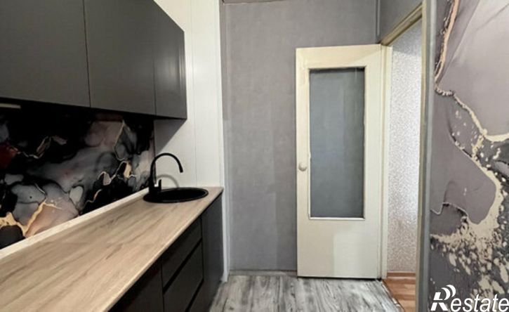 2-комн квартира ул Комарова, 12,  д. 12