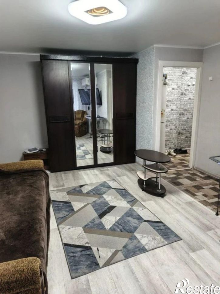 2-комн квартира улица Красильникова, 44,  д. 44