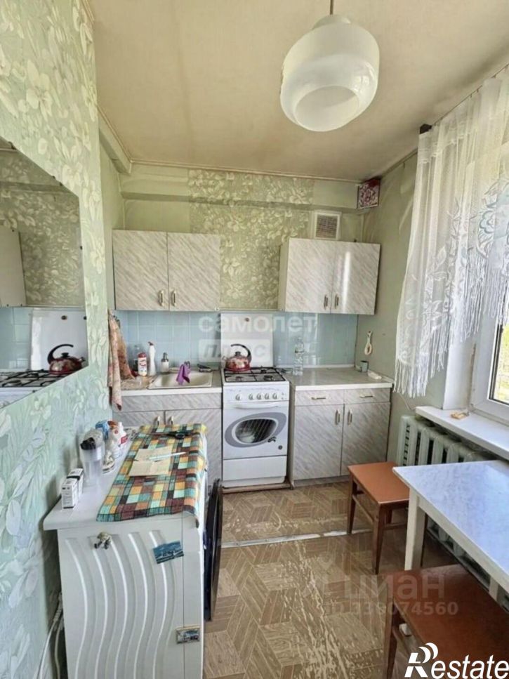 4-комн квартира проспект 50 лет Октября, 22,  д. 22