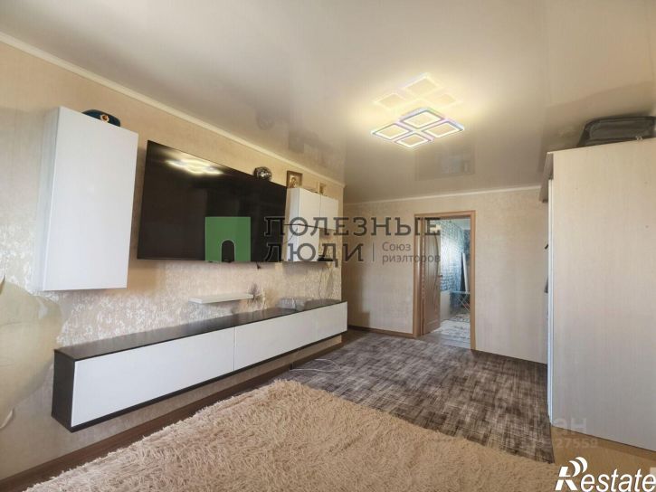 3-комн квартира Кадровая улица, 43,  д. 43