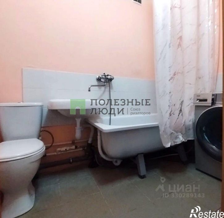 1-комн квартира Керамическая улица, 32,  д. 32