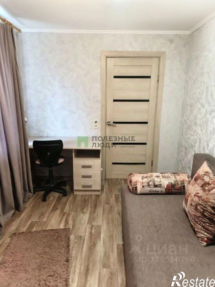4-комн квартира ул Кадровая, 47,  д. 47