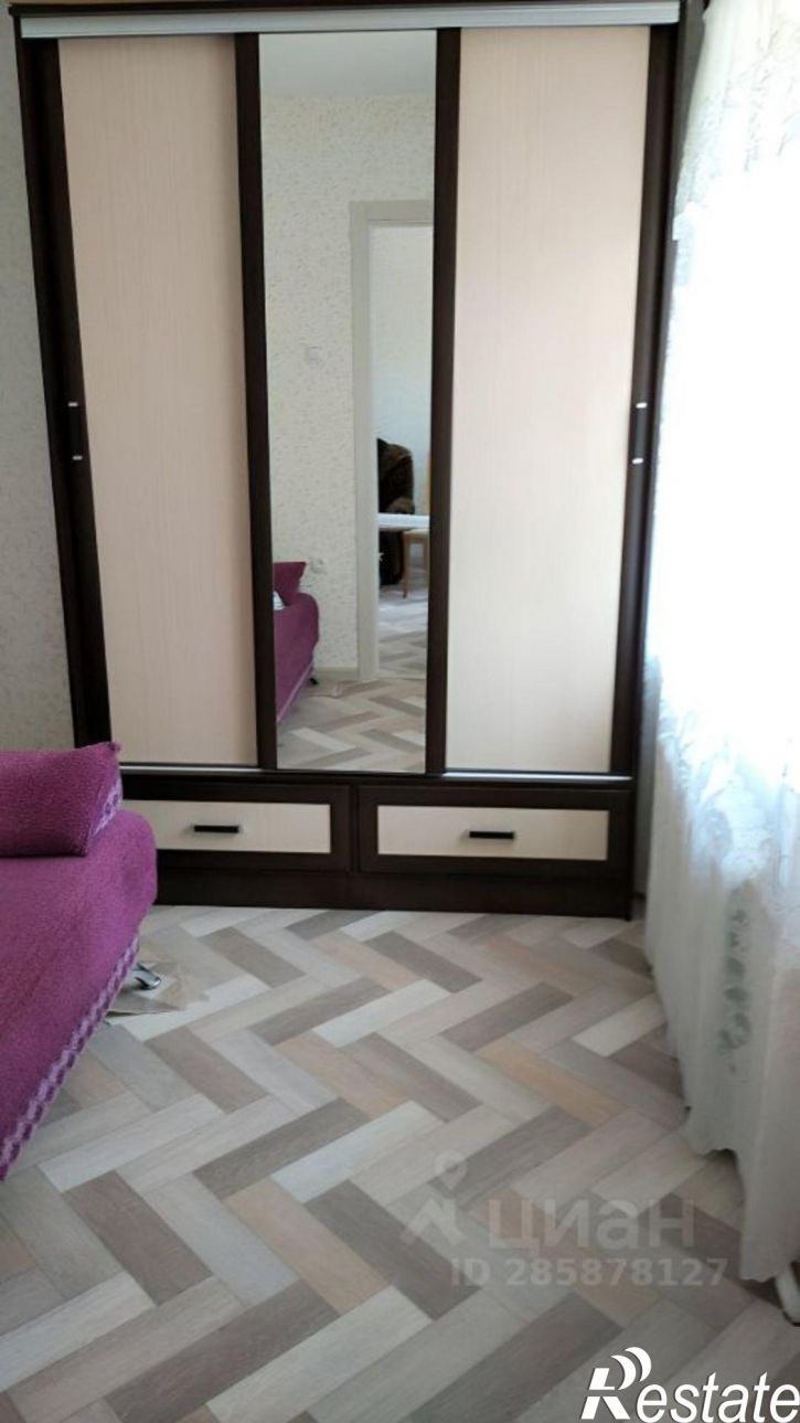 2-комн квартира проспект Космонавтов, 14,  д. 14
