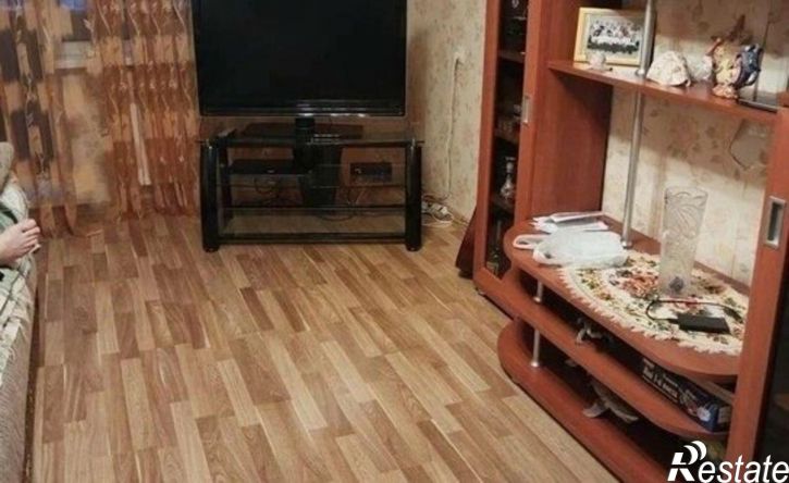 4-комн квартира пр-кт 50 лет Октября, 81,  д. 81