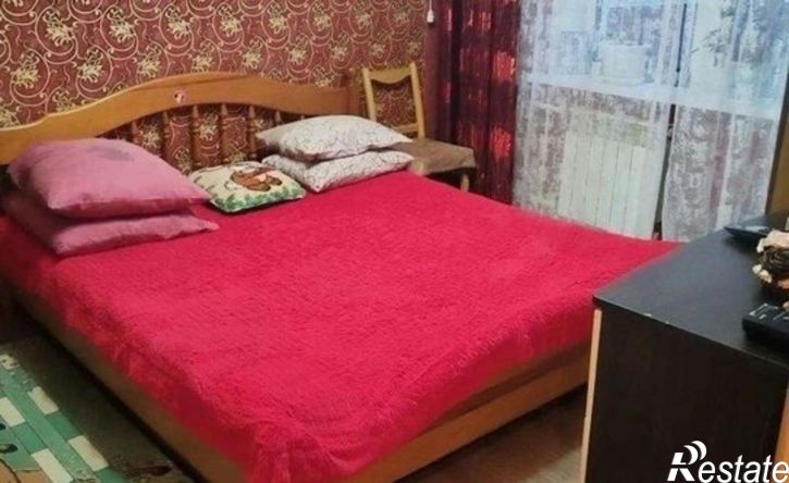 4-комн квартира пр-кт 50 лет Октября, 81,  д. 81