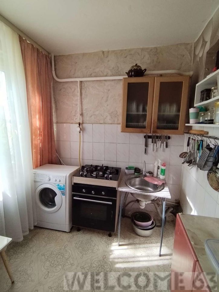 3-комн квартира Лазо улица, 9