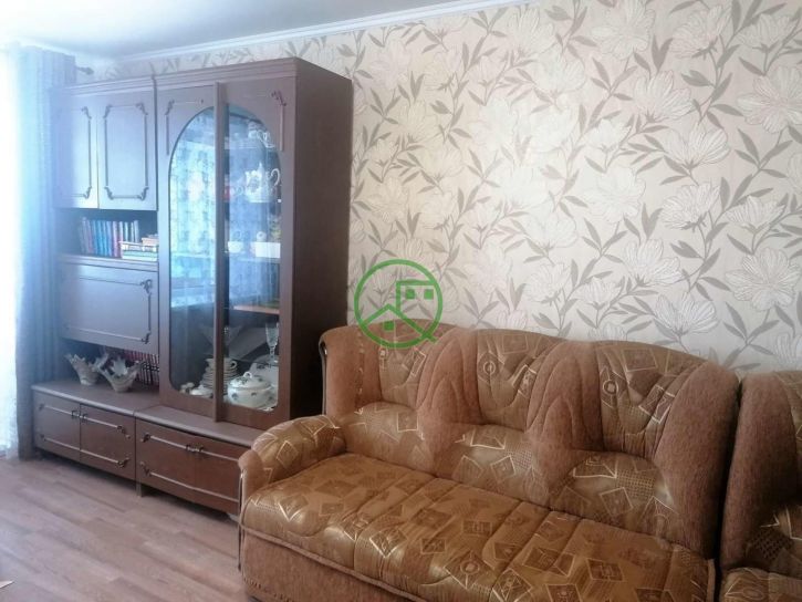 2-комн квартира Декабристов улица, 372