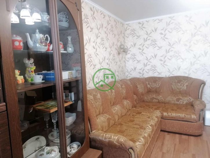 2-комн квартира Декабристов улица, 372
