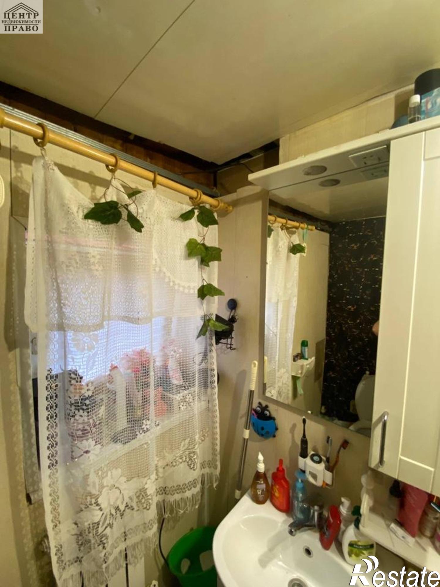 Купить дачу, дом, коттедж за 5 500 000 рублей на Зеленая улица,10