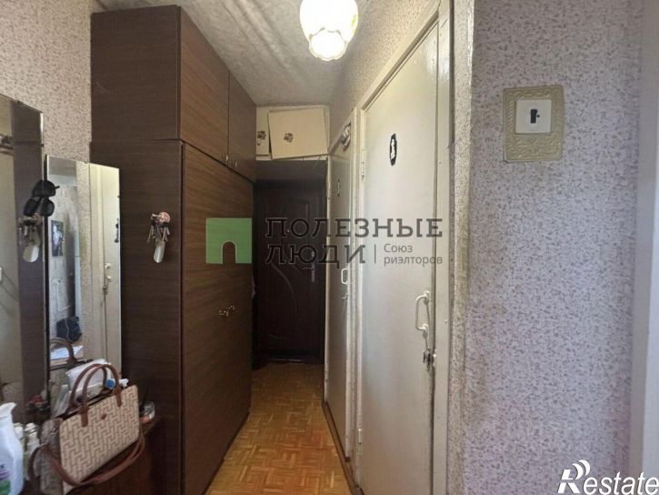 2-комн квартира Кадровая улица, 44,  д. 44