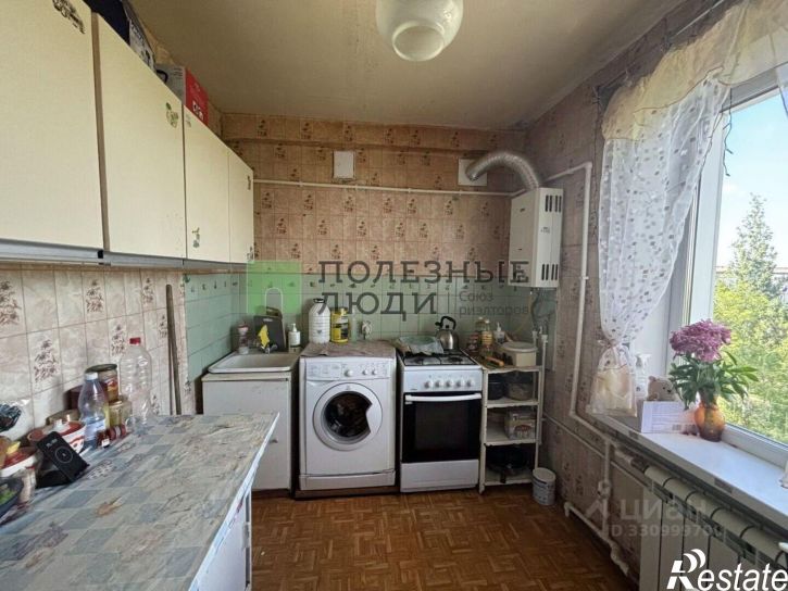2-комн квартира Кадровая улица, 44,  д. 44