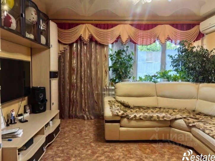 3-комн квартира ул Октябрьская, 1,  д. 1