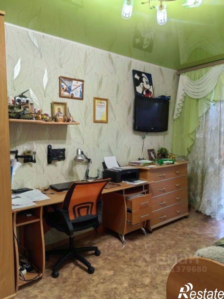 3-комн квартира ул Октябрьская, 1,  д. 1